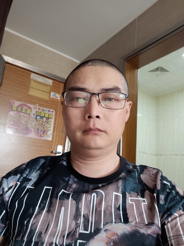 心梦无痕的第一张照片--如东中老年相亲网